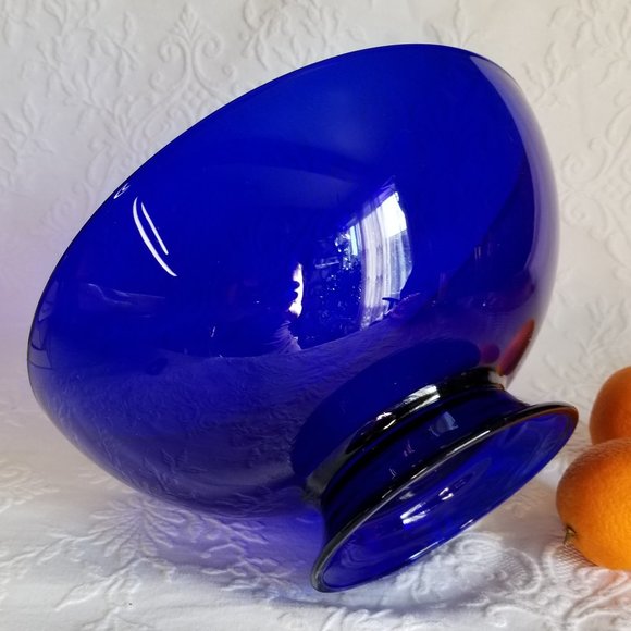 Large Cobalt Blue Glass Bowl Serving or Display Vintage - Picture 2 of 5